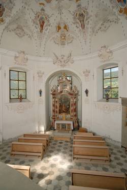 L’interno della chiesa teutonica di S. Elisabetta